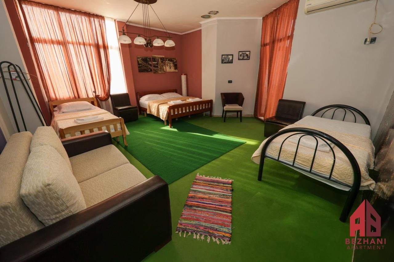 Bezhani Apartments Tirana Esterno foto