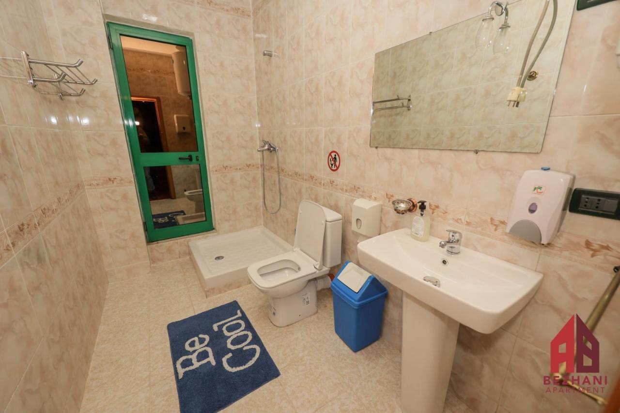 Bezhani Apartments Tirana Esterno foto